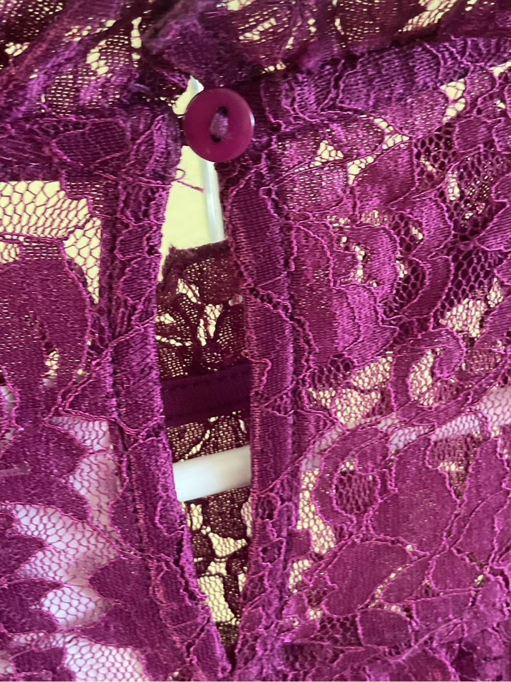 Cable & Gauge Women's Lace Long-Sleeve Blouse in Plum - Picture 3 of 4